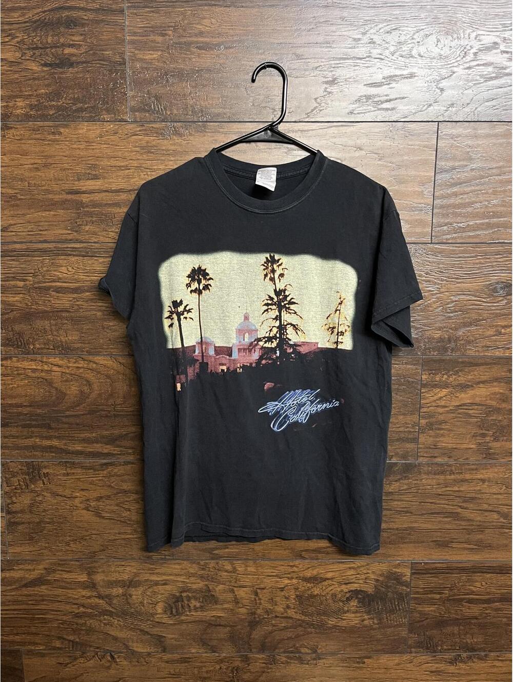 Faded Eagles Band T-shirt - Tour 2014 Merch - M